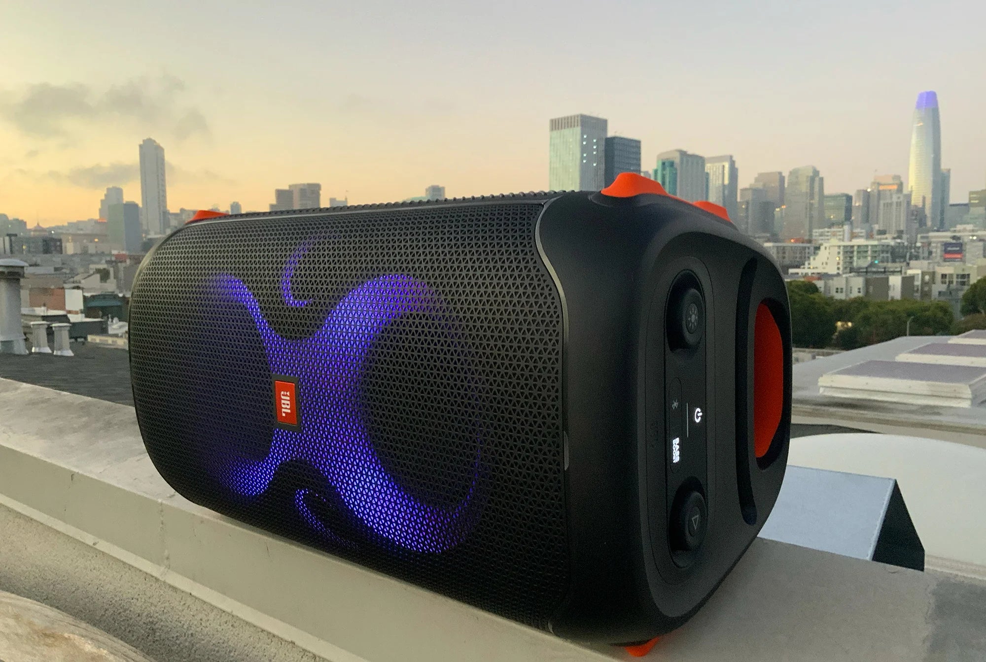 JBL PartyBox 110 JBL PartyBox 110